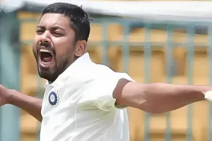 IND vs SA 2nd Test: भारत ने दूसरे टेस्ट के लिए आवेश खान को किया टीम में शामिल