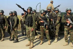 पाकिस्तान में अभियान के दौरान आतंकवादी ढेर, 2 सैनिकों की मौत