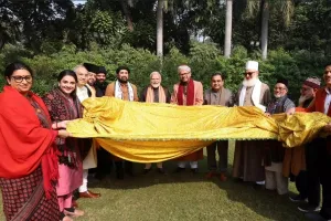 PM मोदी की ओर से ख्वाजा मोईनुद्दीन चिश्ती की दरगाह में पेश की गई चादर