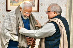 PM मोदी से राज्यपाल कलराज मिश्र ने की मुलाकात