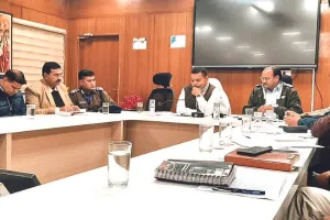 अभिषेक सुराणा ने की निगम के अधिकारियों के साथ समीक्षा बैठक 
