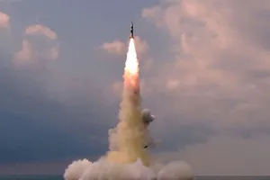 उत्तर कोरिया ने सागर की ओर किया क्रूज मिसाइलों का प्रक्षेपण 