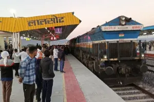 गंगापुर सिटी-दौसा रेलवे ट्रैक का गंगापुर सिटी से लालसोट तक किया निरीक्षण, अधिकारियों ने ट्रायल को बताया सफल