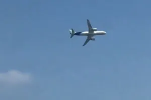 चीनी C919 जेटलाइनर ने सिंगापुर में भरी परीक्षण की उड़ान 