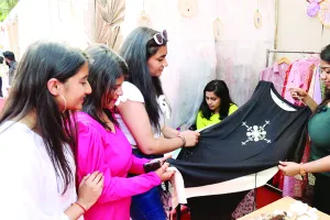 डिजाइन फेस्टिवल की शुरुआत, फैशन को किया शोकेस 