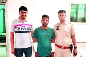 सुनसान जगह पर राहगीर से मारपीट कर मोबाइल लूटने वाला गिरफ्तार