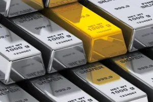 Gold & Silver Price: चांदी दो सौ रुपए सस्ती और जेवराती सोना सौ रुपए महंगा 