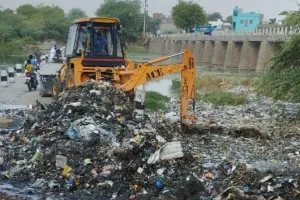 असर खबर का - सांगोद नगर पालिका ने शुरू की उजाड़ नदी की सफाई