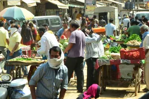 स्मार्ट सिटी कोटा में आज भी सड़कों पर लग रही सब्जी मंडियां