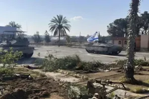 इजरायल की सेना ने गाजा में राफा क्रॉसिंग पर किया नियंत्रण