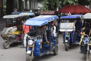 जोनवार ई-रिक्शा चलाने की तैयारी में परिवहन विभाग, रूट निर्धारित