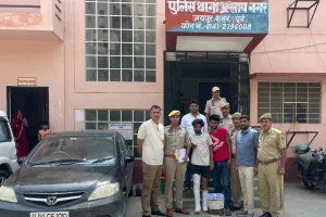 फायरिंग की घटना को अंजाम देने वाले 3 आरोपियों को देशी कट्टे के साथ किया गिरफ्तार 