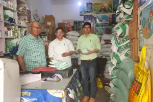 कृषि अधिकारियों ने लालसोट में खाद- बीज की दूकानों से लिए 08 नमूने 