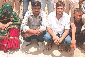 Honeytrap : रेप में फंसाने की धमकी देकर अवैध वसूली करने वाली महिला समेत चार गिरफ्तार