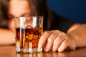 दुनिया में शराब के कारण हर साल हो रही है 30 लाख लोगों की मौत, युवा सबसे अधिक प्रभावित 