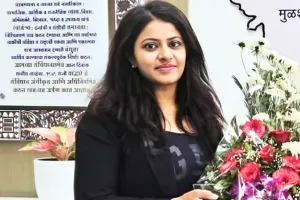 IAS Pooja के माता-पिता फरार, पुलिस ने की संपर्क साधने की कोशिश