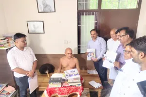 इंसान में जीव के मोह जागृत रहेंगे, उन्हें सत्य-असत्य नजर आता रहेगा- मुनि प्रणम्य सागर