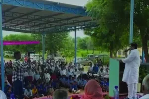 गोविन्द डोटासरा ने फुटबॉल प्रतियोगिता का किया उद्घाटन, युवा करें देश का नाम रोशन 