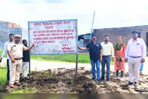 कृषि भूमि पर बिना अनुमोदन कॉलोनाइजर्स काट रहे कॉलोनियां