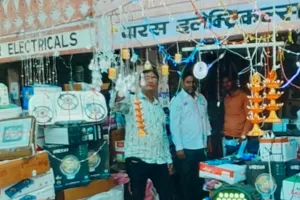 बाजार में चाइना की राइस लाइट की चमक बरकरार, गुजरात की एलईडी से मिल रही टक्कर