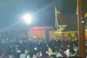 केरल : मंदिर में आतिशबाजी भंडार क्षेत्र में भीषण विस्फोट, 154 लोग झुलसे