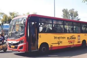 अधूरी तैयारियों के साथ दौड़ रही बसें, सीसीटीवी-जीपीएस नहीं, सप्ताह में औसतन 10 चोरियां 