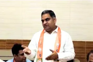 किसानों और लघु उद्यमियों को सहकारी भूमि विकास बैंकों के माध्यम से मिलेगा दीर्घकालीन ऋण : ब्याज अनुदान योजनाओं के अंतर्गत ऋण होगा उपलब्ध, गौतम कुमार ने दी जानकारी