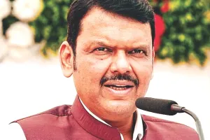 छत्रपति शिवाजी महाराज मंदिर के लोकार्पण कार्यक्रम में फड़णवीस ने की शिरकत, कहा- औरंगजेब की कब्र का महिमा मंडन किया तो फाड़कर रख देंगे 