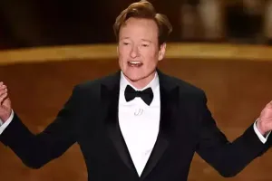 ऑस्कर 2025 अवॉर्ड सेरेमनी में चौंकाने वाला दृश्य : होस्ट कॉनन ओ ब्रायन ने बोली हिंदी, दर्शक चौंके; सोशल मीडिया पर आलोचना