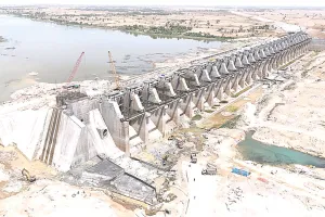 ईसरदा बांध का 90 फीसदी काम पूरा : 1256 गांवों और 6 शहरों को मिलेगा स्वच्छ पेयजल, मिट्टी के बांध का आंशिक कार्य ही शेष