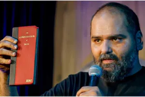 स्टैंड-अप कॉमेडियन कुणाल कामरा को मिली 17 अप्रैल तक सुरक्षा 