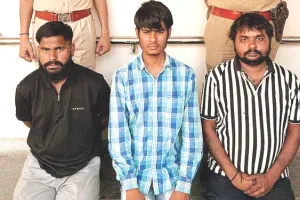 फैक्ट्री, गोदाम से चोरी करने वाले 3 चोर और दो खरीदार गिरफ्तार, 150 सेटरिंग के पाइप और वारदात में प्रयुक्त ई-रिक्शा बरामद