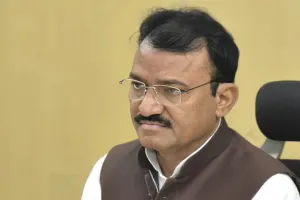 रोडवेज की चैकिंग अभियान : 65 में से 25 यात्री मिले बेटिकट, मुख्य प्रबंधकों को थमाई चार्जशीट