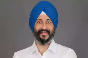 सेबी की जांच में खुलासा : जेनसोल के सीईओ निवेशकों के पैसे का निजी तौर पर कर रहे थे प्रयोग, 42 करोड़ का अपार्टमेंट खरीदा;  26 लाख टेलरमेड से गोल सेट में लगाए 