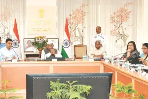 घुमंतू और भीख मांगने वालों से संवाद कर उनके बच्चों की शिक्षा की पुख्ता व्यवस्था हो : राज्यपाल