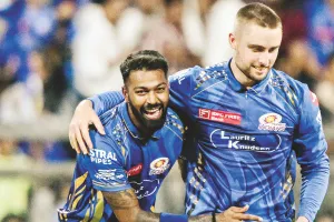 आईपीएल : मुंबई इंडियंस ने लगातार दूसरी जीत दर्ज की, सनराइजर्स हैदराबाद को 4 विकेट से हराया