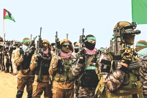 इजरायल से युद्ध में उलझे हमास के सामने गहराया वित्तीय संकट गाजा में लड़ाकों का वेतन रोका, नेतन्याहू की चाल सफल