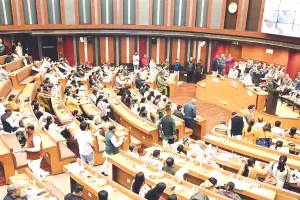 दिल्ली मेयर चुनाव में आप ने बीजेपी को दिया वॉकओवर : मैदान से पीछे हटने का कारण, 15 से 20 पार्षद चुनाव होने की स्थिति में बदल सकते थे पाला 