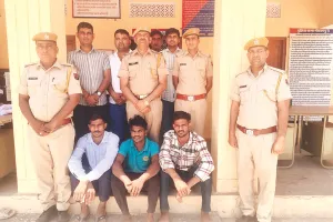 72 घंटे में ब्लाइंड मर्डर का खुलासा : तीन लोग गिरफ्तार, खाली प्लाट में गंदे नाले के समीप मिला था सड़ागला शव 