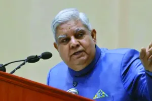 जगदीप धनखड़ ने वायु प्रदूषण पर जताई गंभीर चिंता : पुराने वाहनों को तेजी से हटाने की जरूरत, कहा- इससे निपटने की है हर व्यक्ति की जिम्मेदारी