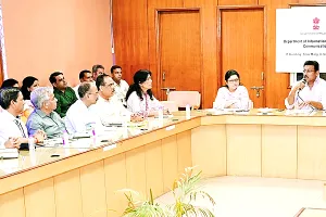 सरकारी वेबसाइट्स की सुरक्षा के लिए बनेगा अत्याधुनिक साइबर शील्ड, आईटी मंत्री राज्यवर्धन राठौड़ ने ली डीओआईटी विभाग की बैठक