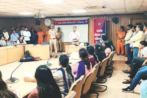 आमजन में जागरूकता एवं आपदा प्रबंधन के लिए प्रशिक्षण के हर संभव प्रयास हों : कलक्टर