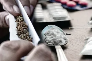 नशा माफिया का नेटवर्क तोड़ना नारकोटिक्स के लिए दूर की कौड़ी, छोटे हैंडलर पकड़ रहा ब्यूरो