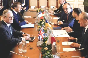 रूस-यूक्रेन युद्ध थमने की कगार पर : फ्रांस, ब्रिटेन, जर्मनी और पोलैंड के नेताओं की यूक्रेनी राष्ट्रपति से भेंट में बनी सहमति