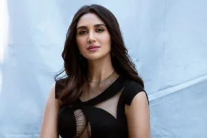 अभिनेत्री निकिता दत्ता कोरोना पॉजिटिव, सोशल मीडिया पर लिखा- वायरस मुझे और मेरी मां को हेलो कहने आ गया 