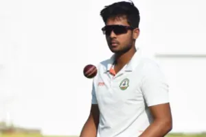 एसआरएच ने स्मरण की जगह हर्ष दुबे को टीम में किया शामिल, अंक तालिका में नौवें स्थान पर 