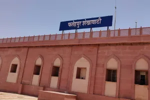 हेरिटेज लुक में बना फतेहपुर-शेखावाटी रेलवे स्टेशन : फतेहपुर-शेखावाटी रेलवे स्टेशन का काम पूरा, पीएम करेंगे उद्घाटन