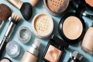 गुजरात में नकली ब्यूटी प्रोडक्ट का भंडाफोड़, एक करोड़ के फर्जी उत्पाद जब्त