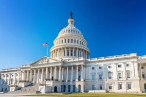 अमेरिका में विदेशी श्रमिकों का राहत, प्रेषण कर किया 3.5% 