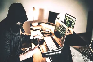 सबसे बड़ी ऑनलाइन धोखाधड़ी : 46 साल के शख्स ने गंवाए 11.50 करोड़, एमबीए पासआउट शख्स बन गया शिकार